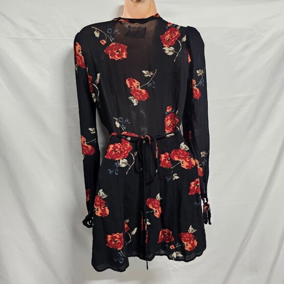 Reformation Floral Wrap Short Dress Women Size XS Black - Picture 8 of 16